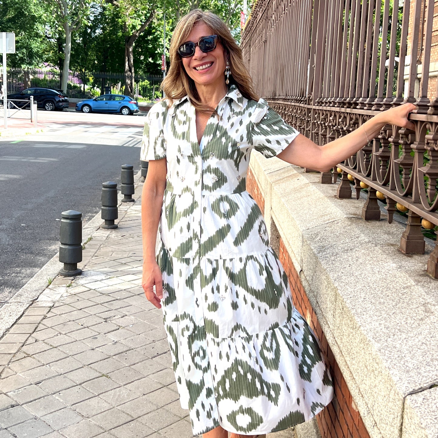 Vestido apliques estampado verdes