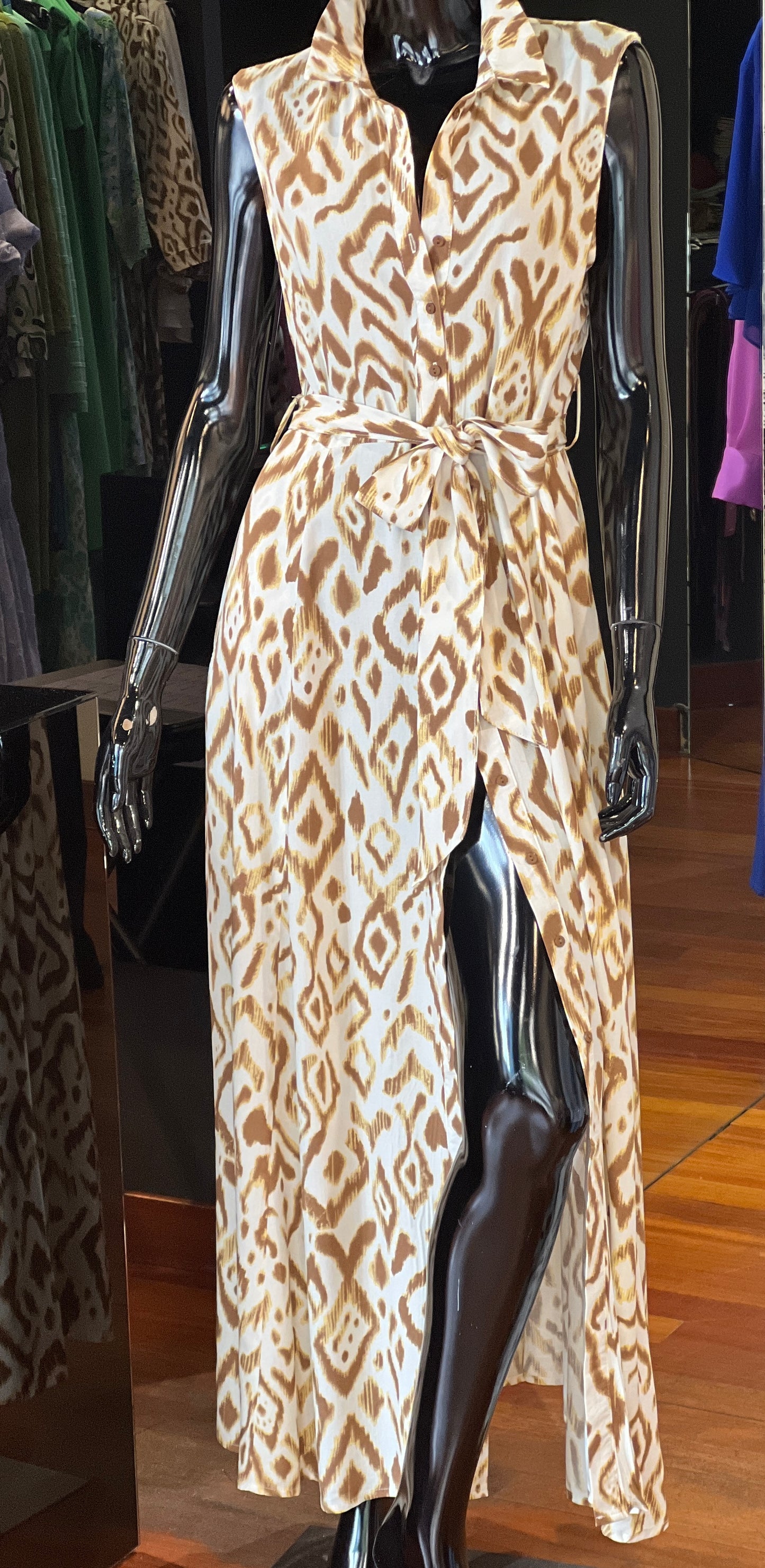 Vestido Camisero Sin Manga Beig