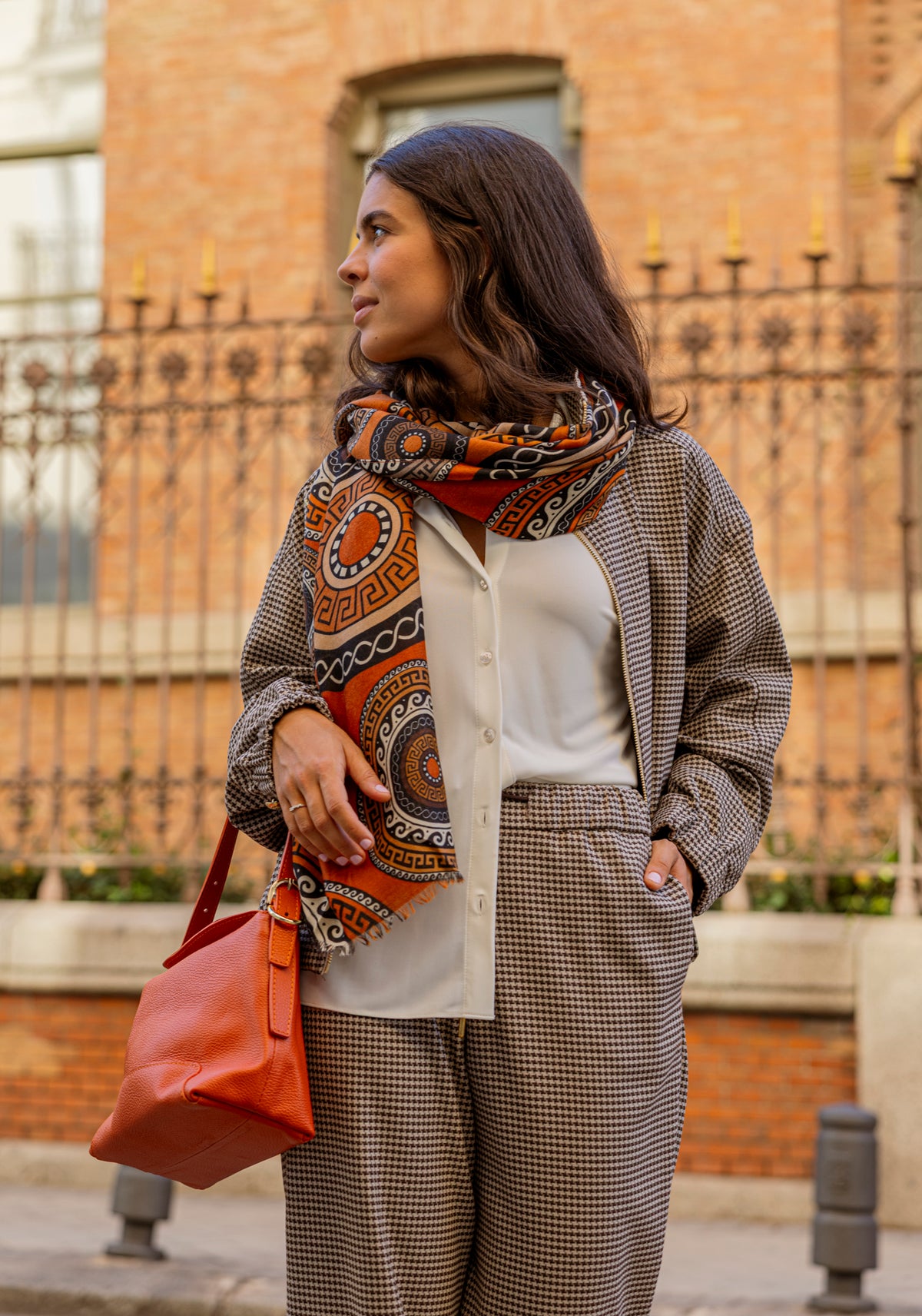 Fular estampado naranja de lana y viscosa