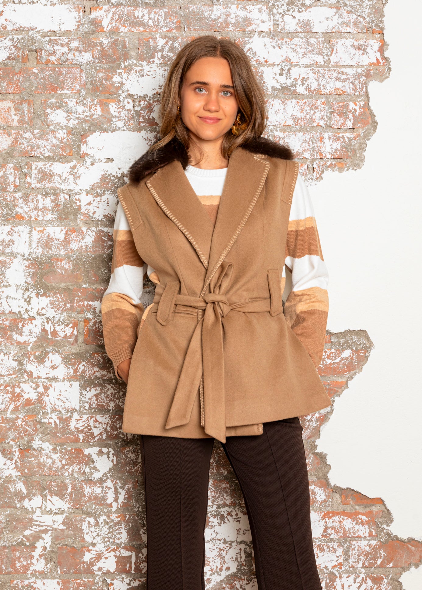 Chaleco con Cuello de Piel